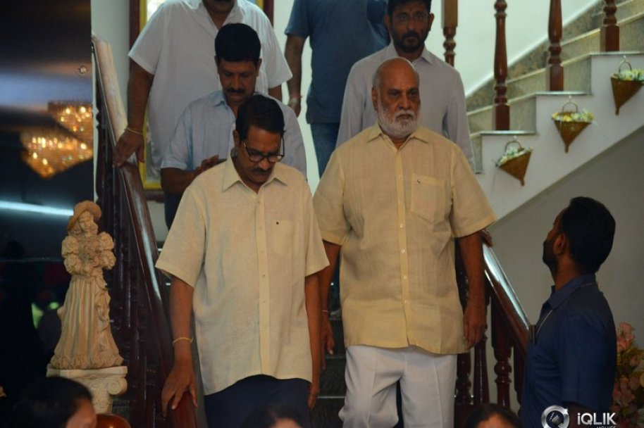 Celebrities-Pay-Homage-to-Vijaya-Nirmala-Garu